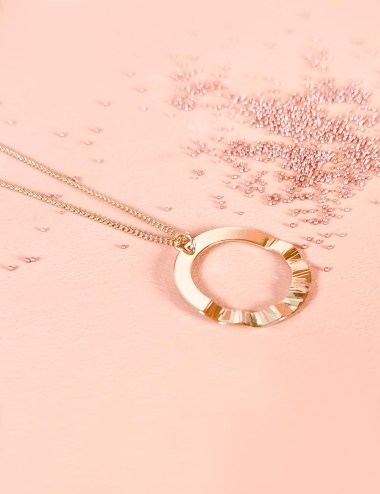 Collier Baza